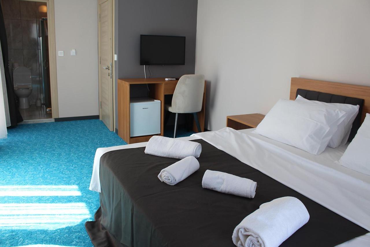 Silver Continent Hostel Силиври Экстерьер фото